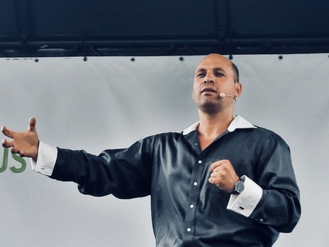 Die heilige Nacht - Ein weihnachtliches Solospektakel - WIESBADEN - 20.12.2025 20:00