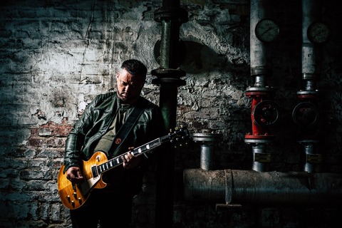Sean Webster Band (UK) - Ehrlicher Bluesrock mit markanter Stimme und Gitarre - Bielefeld - 27.02.2026 20:30