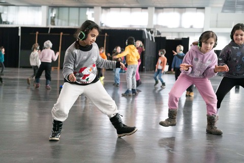 Ein Raum ohne W�nde (8+) - explore dance - Tanz f�r junges Publikum - Potsdam - 28.03.2026 17:00