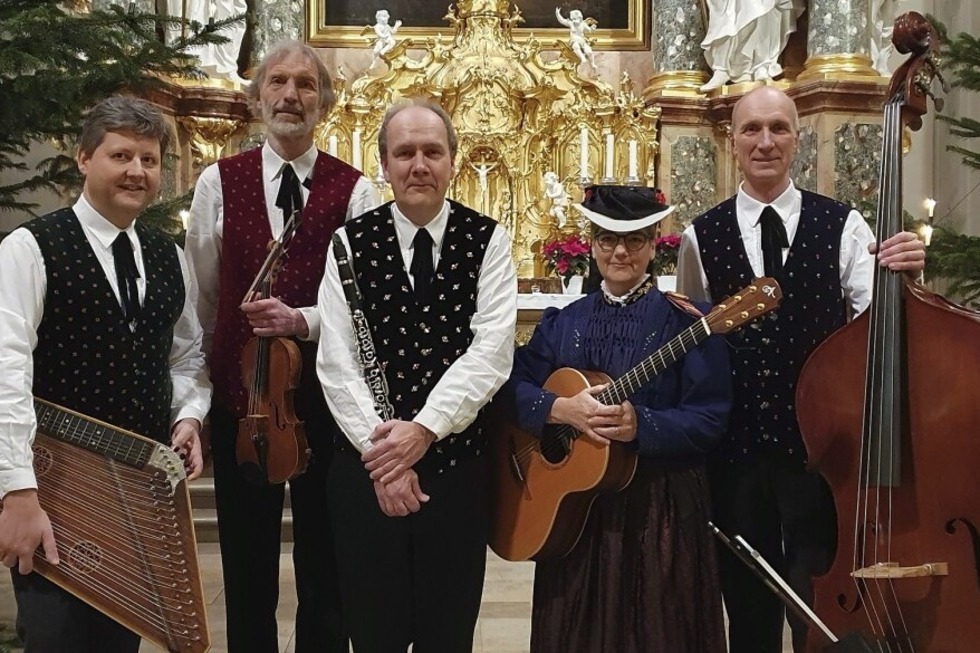 Die Schwarzw�lder Stubenmusik St. Peter l�dt zum „Konzert zur Weihnachtszeit“ nach Breitnau und St. Peter ein - Badische Zeitung TICKET