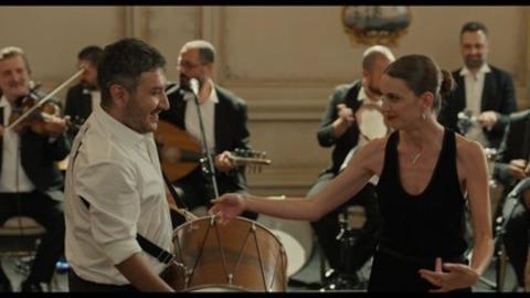 Soyut Disavurumcu Bir Dostlugun Anatomisi Veyahut Yan Yana - Kehl - 16.01.2026 21:15