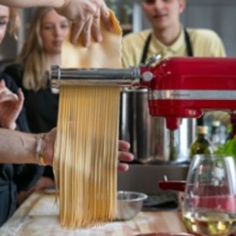 Pasta Kochkurs | Tortellini, Ravioli, Tagliatelle & Co - BERLIN - 22.05.2026 18:00