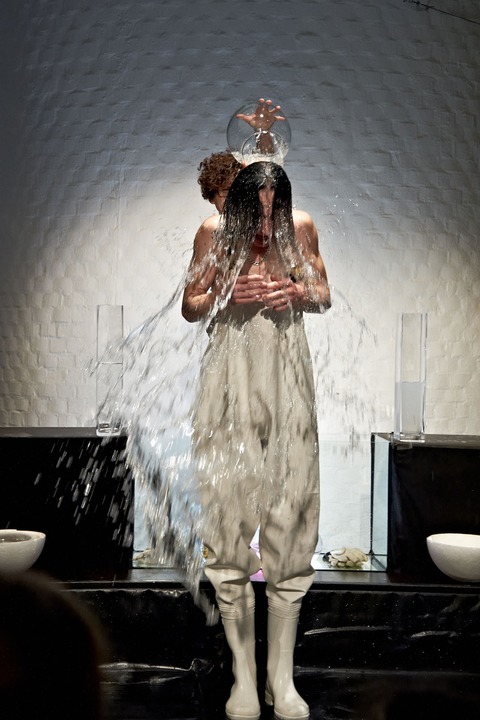 LIQUIDs - FUNDUS THEATER Forschungstheater - ab 3 - 10 Jahre - Hamburg - 07.04.2026 10:00