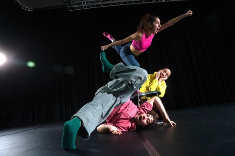 Main Character: Lost (10+) - explore dance - Tanz f�r junges Publikum / Schulauff�hrung - Potsdam - 24.04.2026 10:30