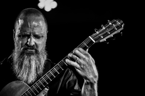 Jeff Aug - „Katzenjammer“ und andere Geschichten - Gitarrist Jeff Aug mit neuem Album - F�rth - 22.04.2026 20:00