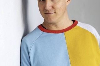 Sebastian 23 ist im Rahmen von Worthasenohrenart im Nellie Nashorn zu Gast