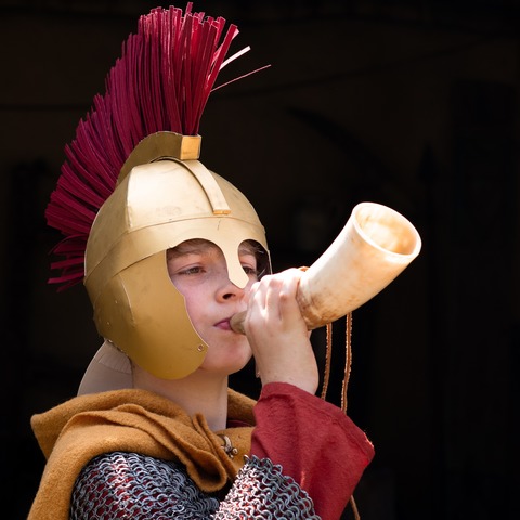 Bastelspa�: R�mische Helme und Kronen herstellen - V�rstetten - 08.02.2026 12:00