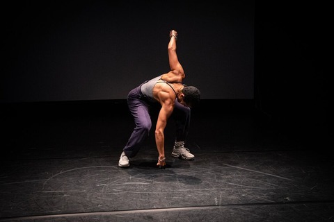 Nach Van Van Dance Company - Nirgendwo ist ein Ort - Frankfurt am Main - 27.05.2026 18:00