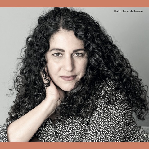 Nirit Sommerfeld liest aus „Beduinenmilch“ - Literaturabend vor israelisch-pal�stinensischem Hintergrund - Dingolfing - 22.04.2026 20:00