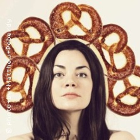 Christa M�ller liest: Age is a Feeling - Monodrama von Haley McGee - BAD HONNEF - 07.03.2026 19:30