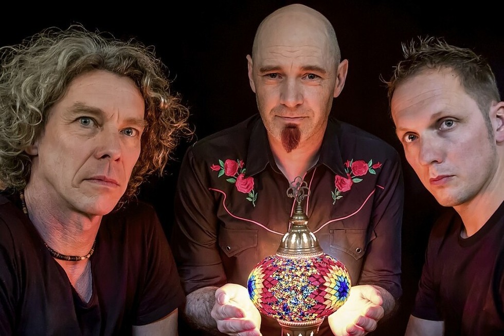Das klassische Rocktrio „The Oriental Voodoo Conference“ gibt eine Benefizfete in der Wodanhalle - Badische Zeitung TICKET