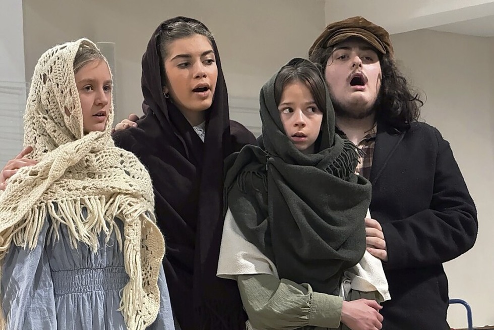 Das Musical Anatevka: Der Fiedler auf dem Dach wird in der Christuskirche Freiburg gespielt - Badische Zeitung TICKET