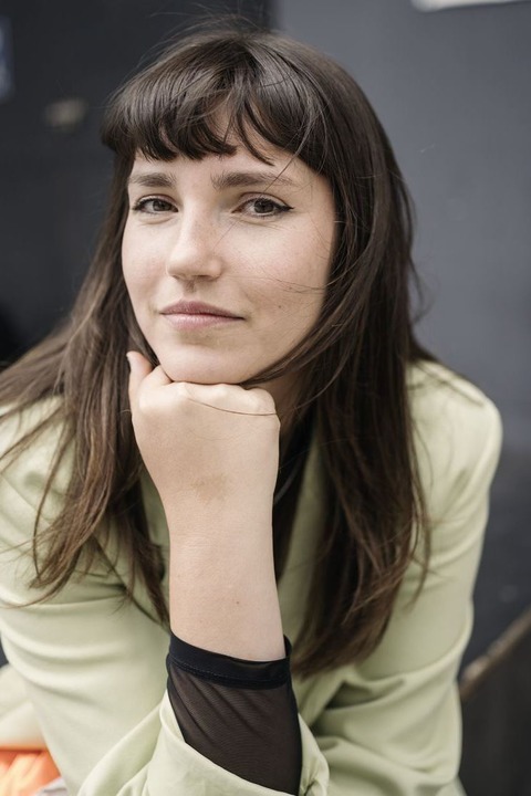 Carla Hinrichs - Lesung aus �Meine verletzte Generation� - Oldenburg - 13.05.2026 19:00