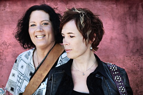 Namoli Brennet und Amy Protscher - Hamburg - 29.04.2026 20:00