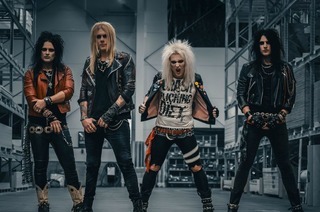 CRASHDIET - ART OF CHAOS TOUR 2026