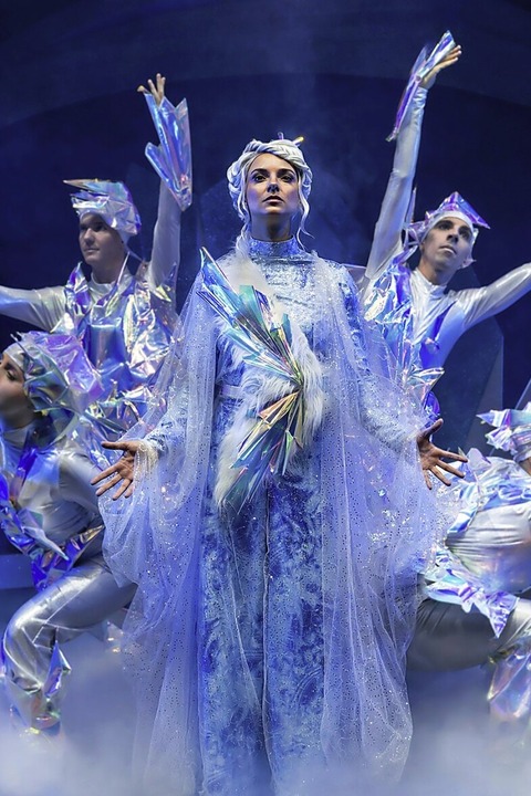 Theater Liberi mit Eigenproduktion im Burghof zu Gast - Badische Zeitung TICKET