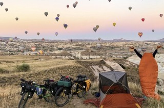 Am Montag, 2. Februar, 19.30 Uhr, berichten Johanna und Tanja �ber ihre Radtour quer durch Anfrika und den Nahen Osten im KUSPO M�nchenstein.