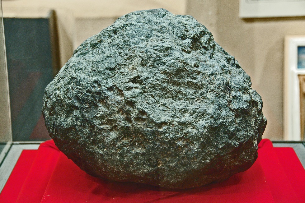 Meteorit im Mus�e de la R�gence - Ensisheim