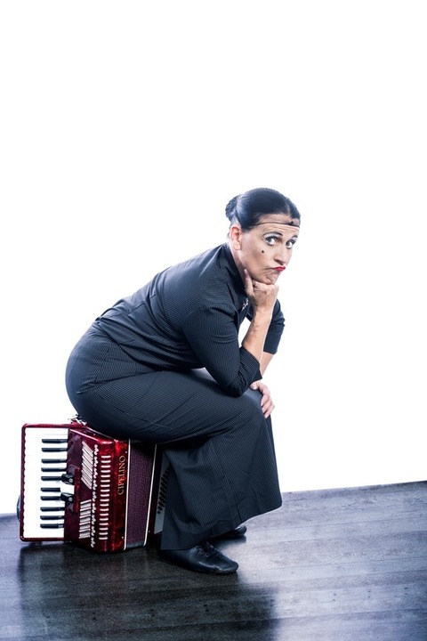 Carmela De Feo - Froschk�nigin - NEUSS - 08.05.2026 20:00