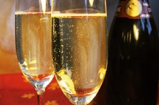 Kombiticket Masterclass und Degustation - Holz vs. Stahl - verschiedene Champagnerstilistiken