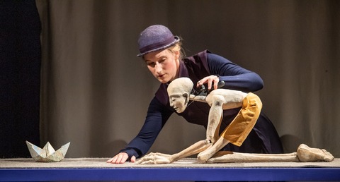 Frau Dr. Flora - Aachen - 21.11.2026 15:00