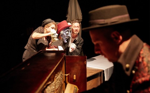 Theater des Lachens zeigt: „Republik der Tr�ume“ - Potsdam - 17.04.2026 20:00