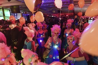 Knall auf Fall zum Kripoball