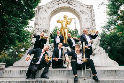 Mnozil Brass - Strau$$ - Ein T�nzchen zwischen den St�hlen - Walldorf - 23.10.2027 20:00