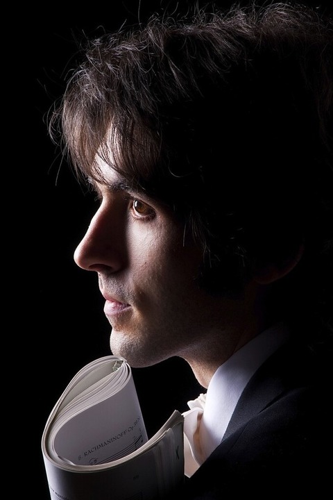 Der Pianist Pietro Ceresini ist in der Kulturscheune Rabe in Kleinkems zu Gast - Badische Zeitung TICKET