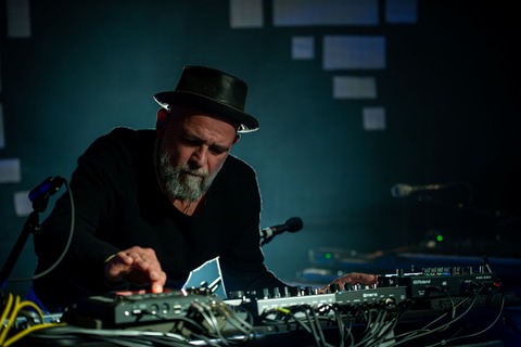 „into the dark“ Straubing-Premiere - Straubing - 19.02.2027 20:00