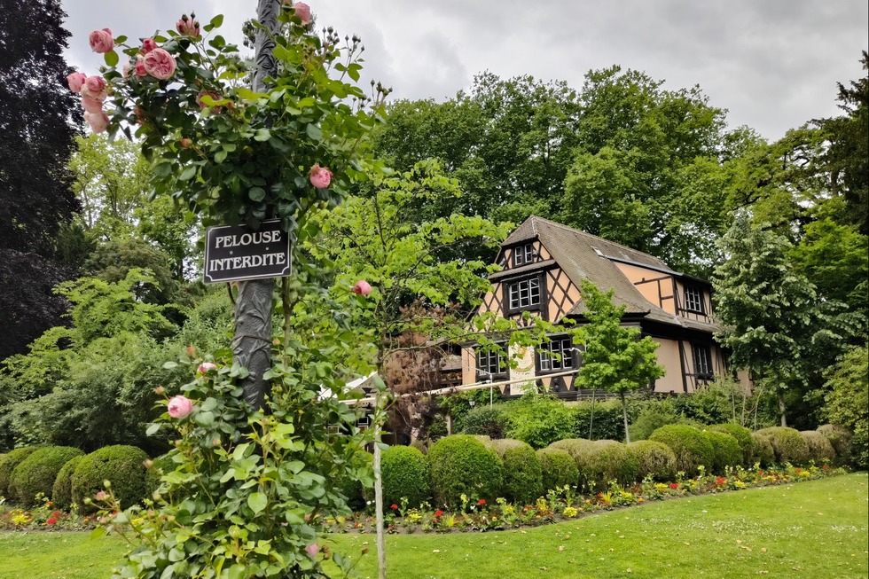Buerehiesel im Park der Orangerie in Stra�bourg - Stra�burg