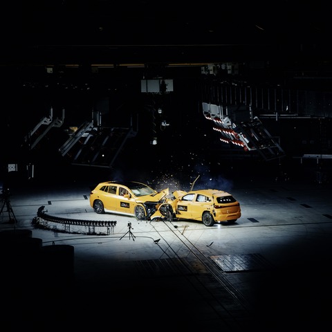 Technologie trifft Sicherheit - Vortrag �ber Fahrzeugsicherheit bei Mercedes-Benz - Sindelfingen - 05.11.2026 15:30