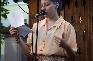 Zum Abschluss der Worthasenohrenart findet am Freitag, 13. Februar, Nellies Poetry Slam statt. Beginn ist um 20 Uhr im Nellie Nashorn.