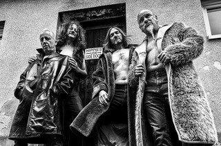 Stonebourne und X-Disclaimer treten im Emmendinger Schlosskeller auf