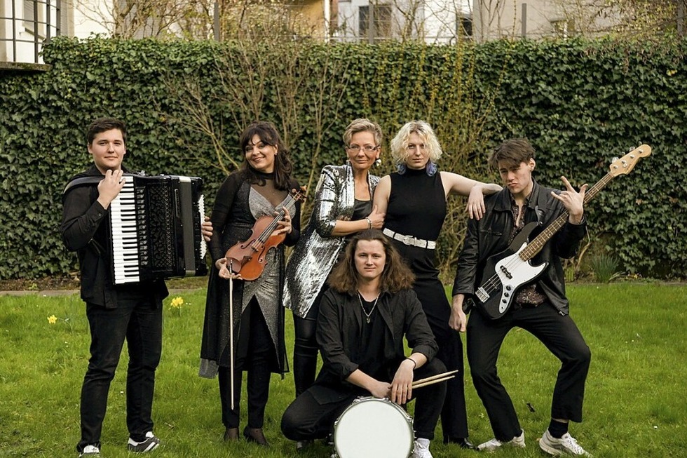 Im Lahrer Schlachthof spielen die Bands Viazanka (UKR) und Sonic Circus zugunsten der Lahrer Ukraine-Hilfe - Badische Zeitung TICKET