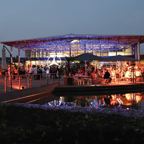 Summer Lounge - After-Work-Party im Mercedes-Benz Kundencenter Bremen - Bremen - 27.08.2026 17:00