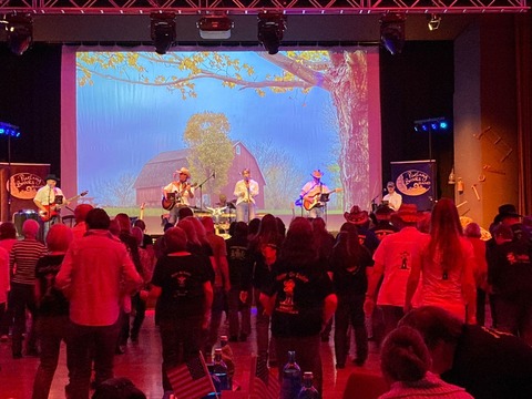 Linedance Christmas Party - mit der Purling Brooks Band - Limburg an der Lahn - 12.12.2026 19:00