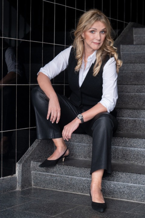 Anne Vogd - „Ich wollte mehr Haltung zeigen, jetzt habe ich R�cken!“ - Wiesbaden - 04.03.2028 20:00