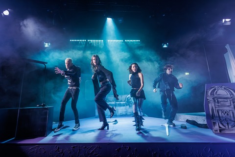 Historians say they were just friends. Eine Ode an Butches, Dykes, Femmes und Queers /UA - Phin Mindner / 15+ - Marburg - 05.03.2026 19:30