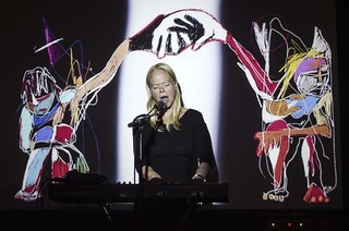 Das d�nische Duo Line B�gh und Christian Gundtoft erweckt mit seinem neuen Album "Portrait of Invisible Places" Ostdeutschlands vergessene St�dte zum Leben