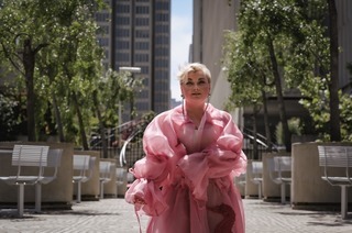 ela. - Pinke Pl�schjacke Tour 2026