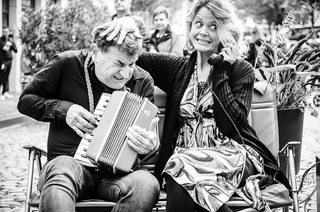 Johanna Schroth und Michael Summ treten im Schlosskeller Emmendingen auf