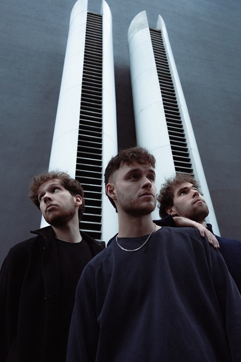 Epilog: Gipfelst�rmer: MANTRA - Aurich - 06.10.2026 19:00