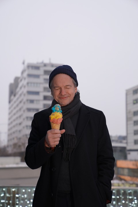 ALL DAS SCH�NE - Schauspiel von Duncan Macmillan - Berlin - 16.05.2026 20:00