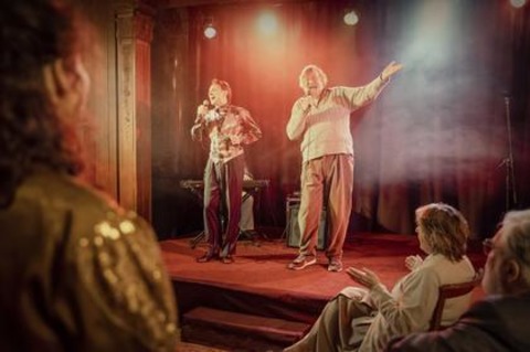 Treasure - Familie ist ein fremdes Land - Offenburg - 18.03.2026 20:00