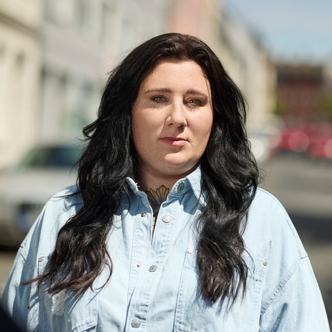 Lena Sch�tte: Das Schwarz an den H�nden meines Vaters - Isny im Allg�u - 17.04.2026 19:30