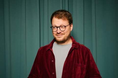 Maxi Gstettenbauer - KOMPLETT ABSURD - Friedrichshafen - 24.10.2026 20:00