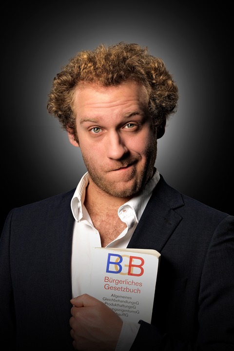 Einer flog �bers Ordnungsamt - Das neue Soloprogramm mit Johannes Hallervorden - Berlin - 18.04.2026 16:00