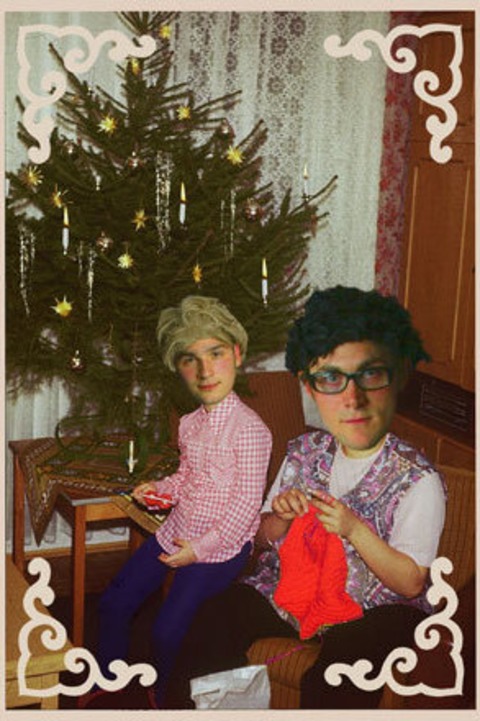 Z�rtlichkeiten mit Freunden - Weihnachtsfeier - Dresden - 13.12.2026 19:30