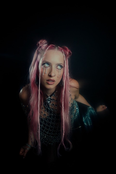 DUEJA - EVEN BADDIES GET SADDIES - Tour 2026 - Frankfurt am Main - 26.04.2026 20:00